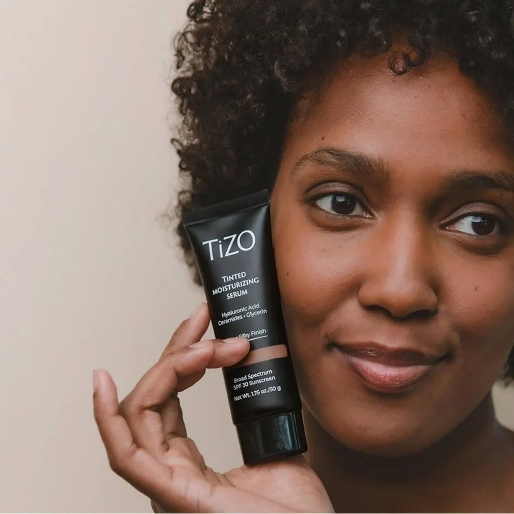 Deep Colored Tizo Tinted Moisturizing Serum SPF 30 Dark Brown It#EG1